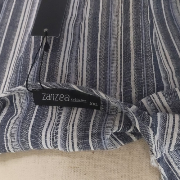 Tunic - Picture 3 of 3